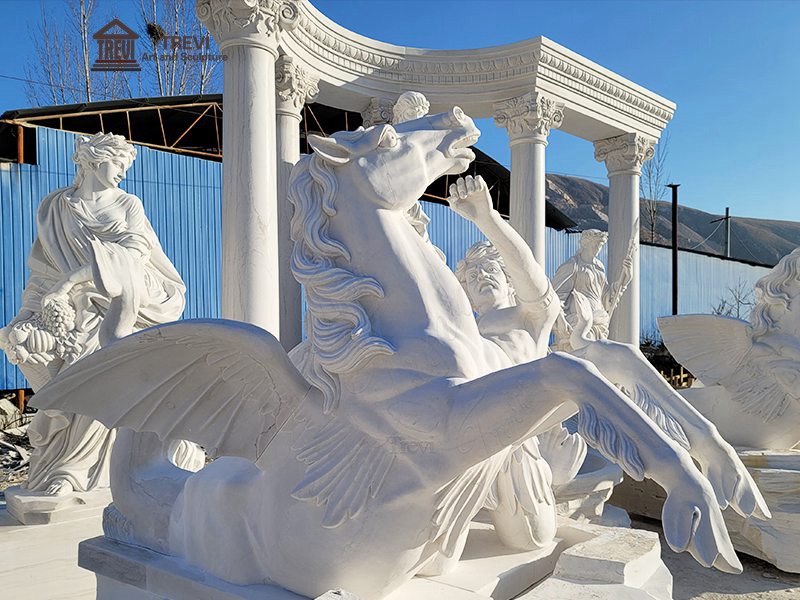 trevi fountain statues-03