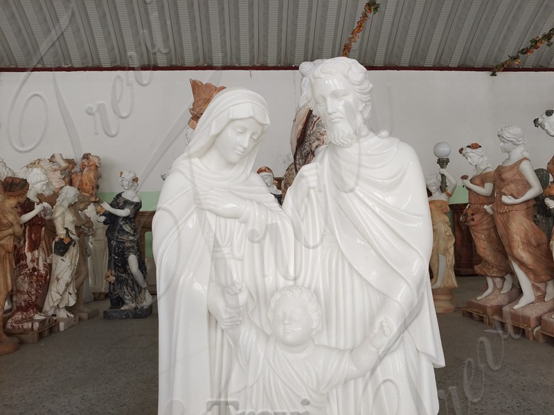 Holy Family Statue Details: