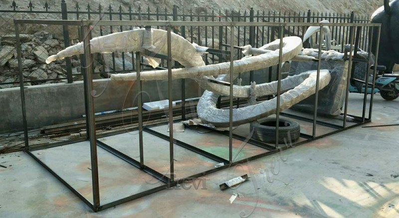 packing of large outdoor metal sculptures-Trevi Sculpture