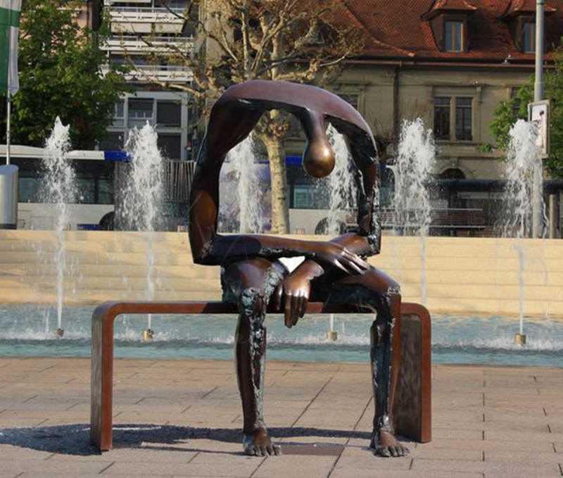 Bronze melancholy -Trevi Statue