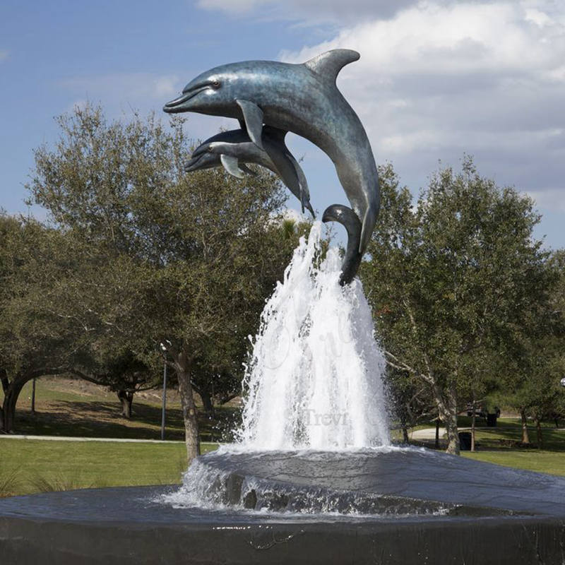 Dolphin fountain-Trevi Statue 