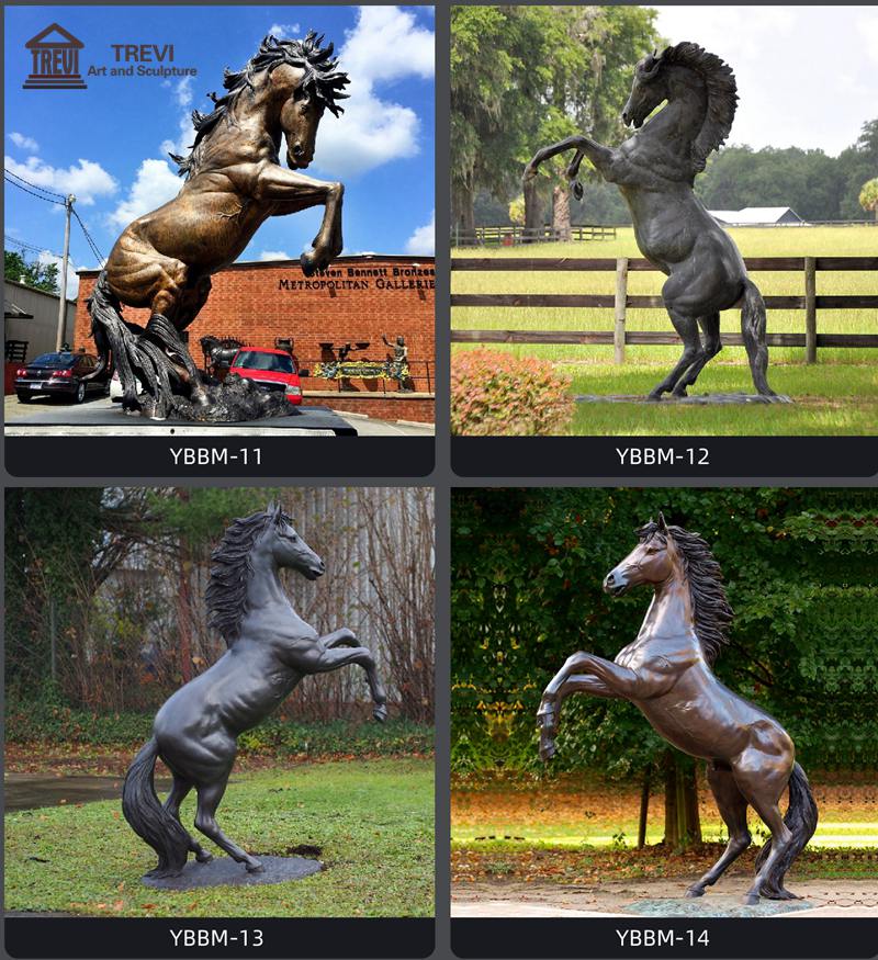 large horse statue outdoor