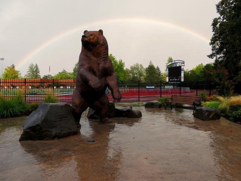 outdoor bear statues - Trevi statue