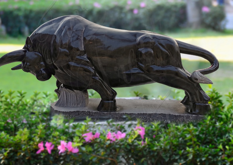 black bull statue - Trevi statue