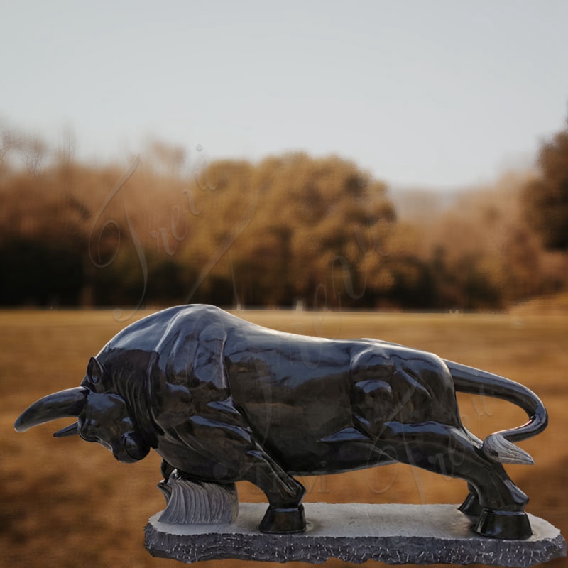 black bull statue - Trevi statue