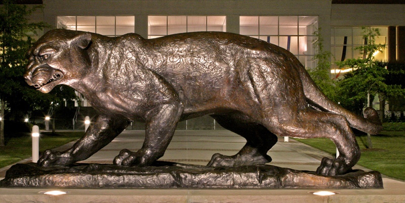 bronze jaguar sculpture - Trevi statue