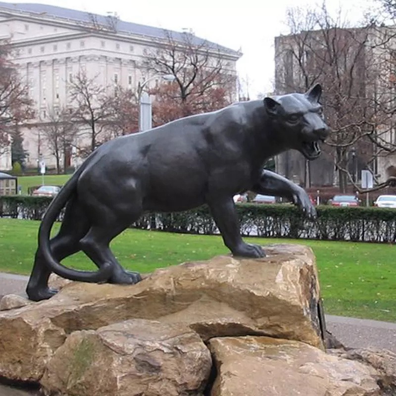 life size jaguar statue - Trevi statue