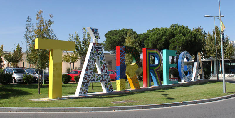 letter sculpture art-Trevi Sculpture-03