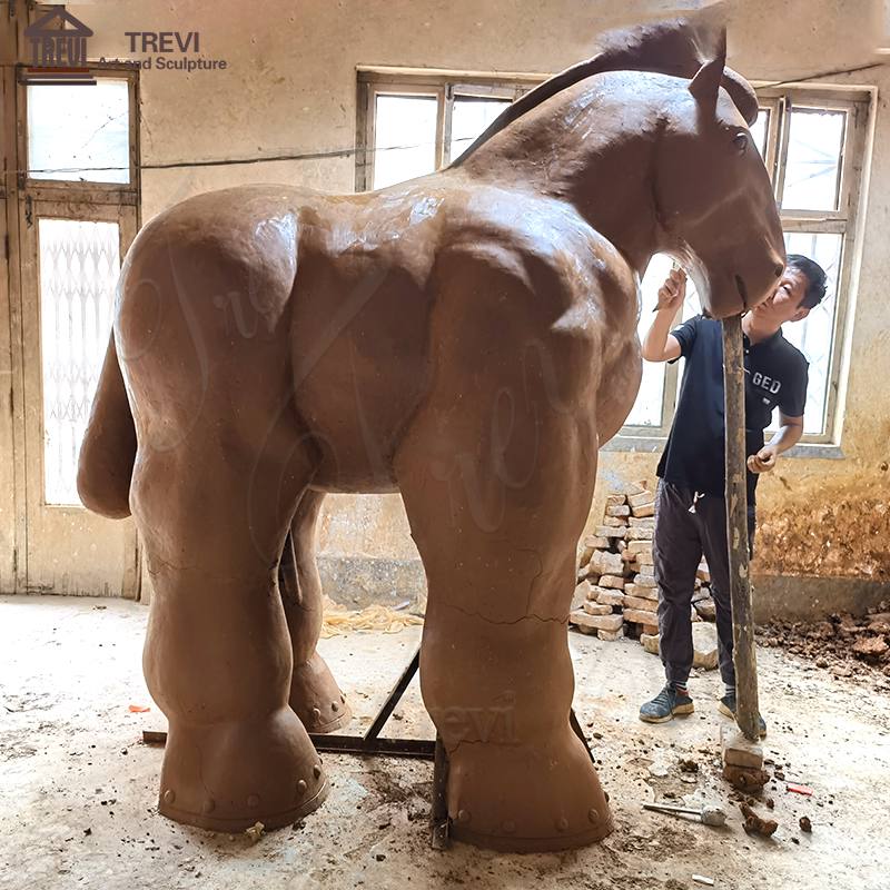 botero horse sculpture-01