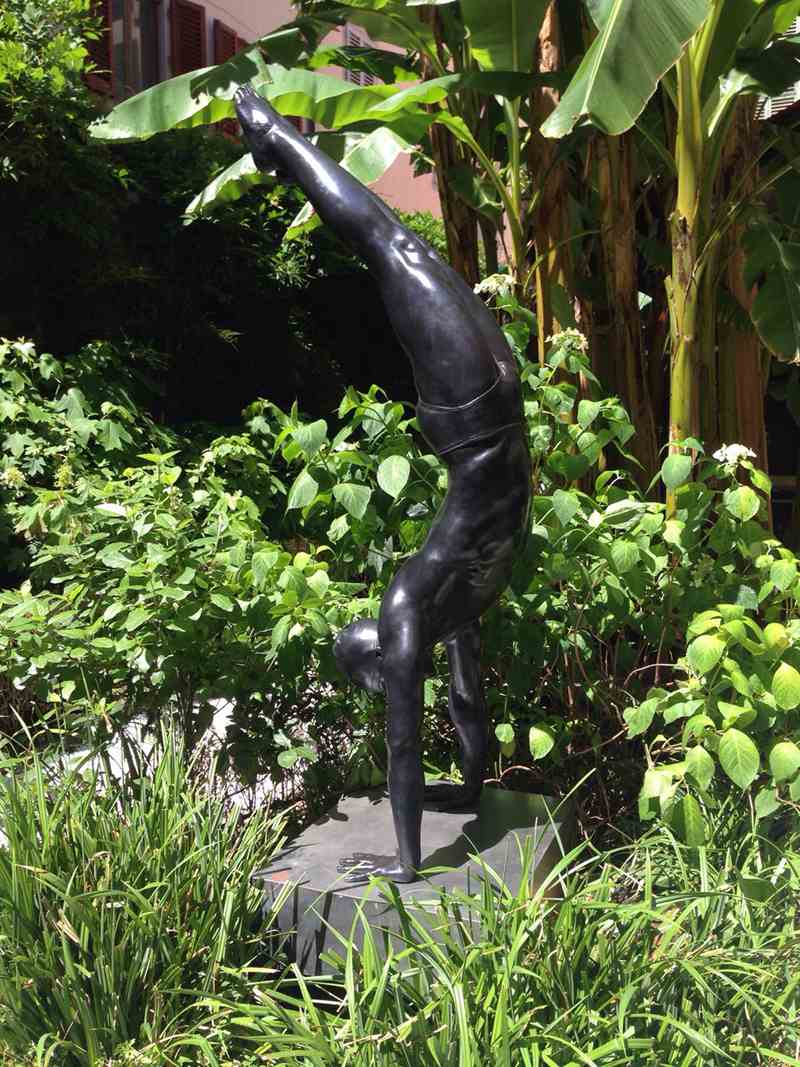 bronze figure statues-02-Trevi Sculpture