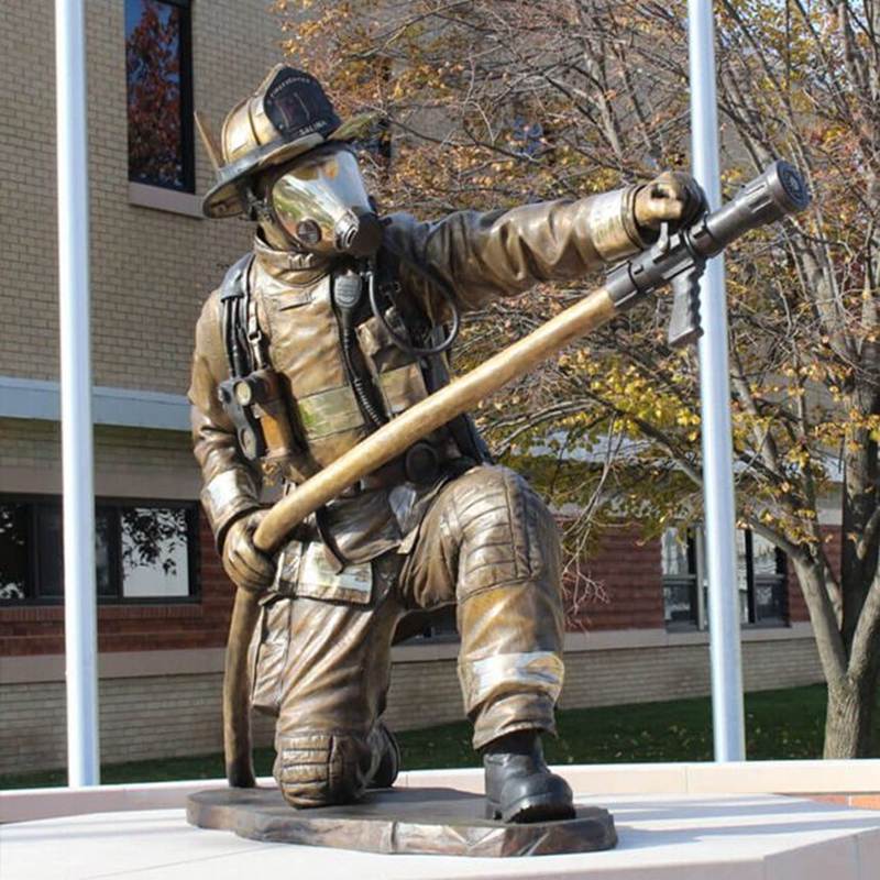 bronze firefighter statues-Trevi Statue