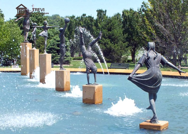 ponds and water features-01-Trevi Sculpture