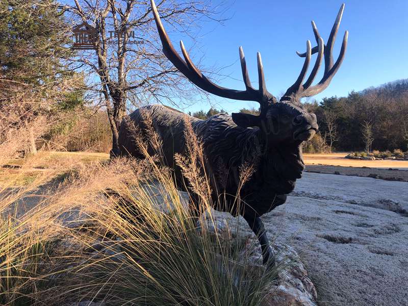 life size outdoor deer statues