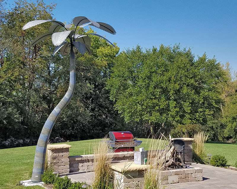 metal palm tree sculpture
