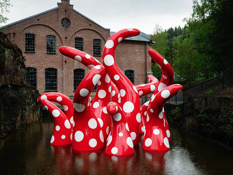 Yayoi Kusama sculpture-01