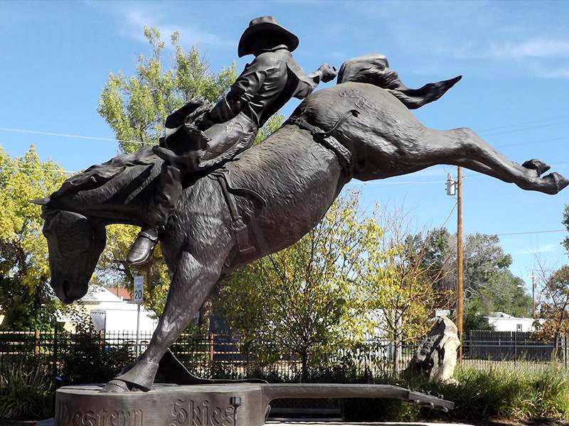 Custom Famous Chris Ledoux Bronze Sculptures trevistatue