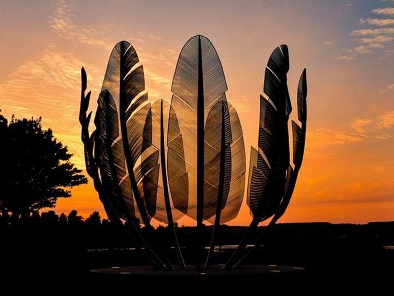 feather sculpture
