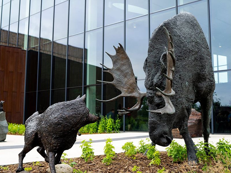 moose sculpture