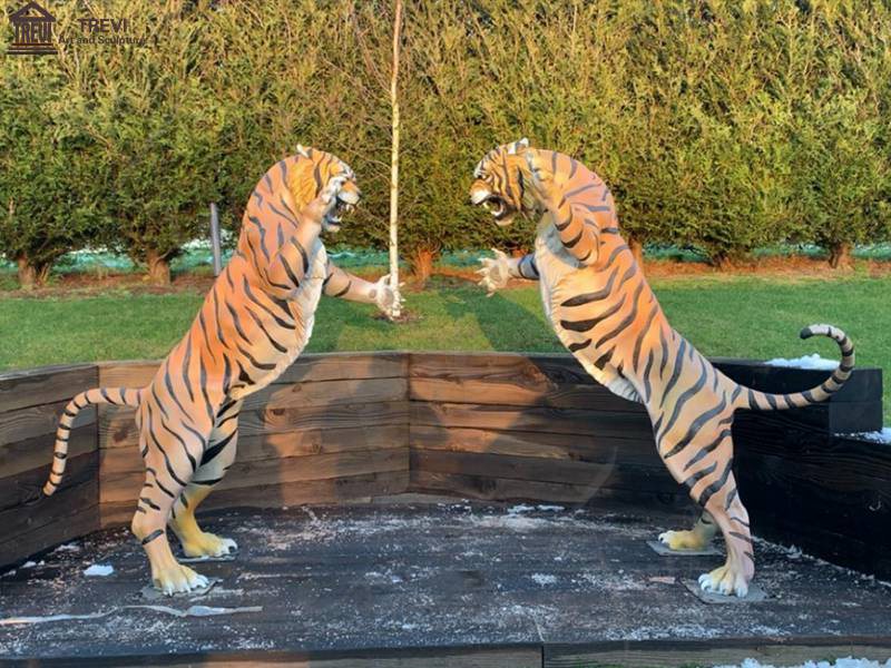 tiger statue