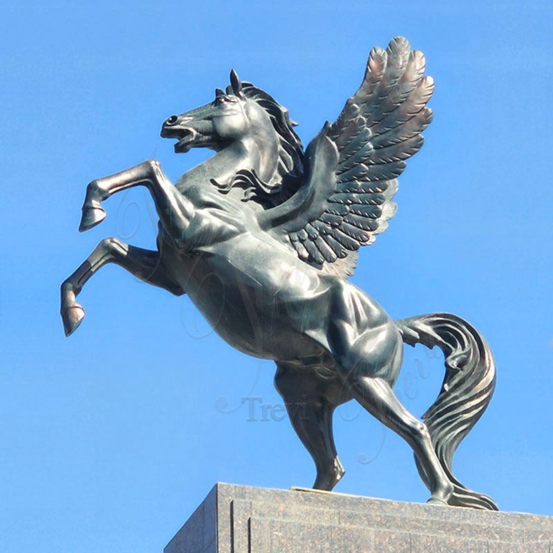 bronze horse statue