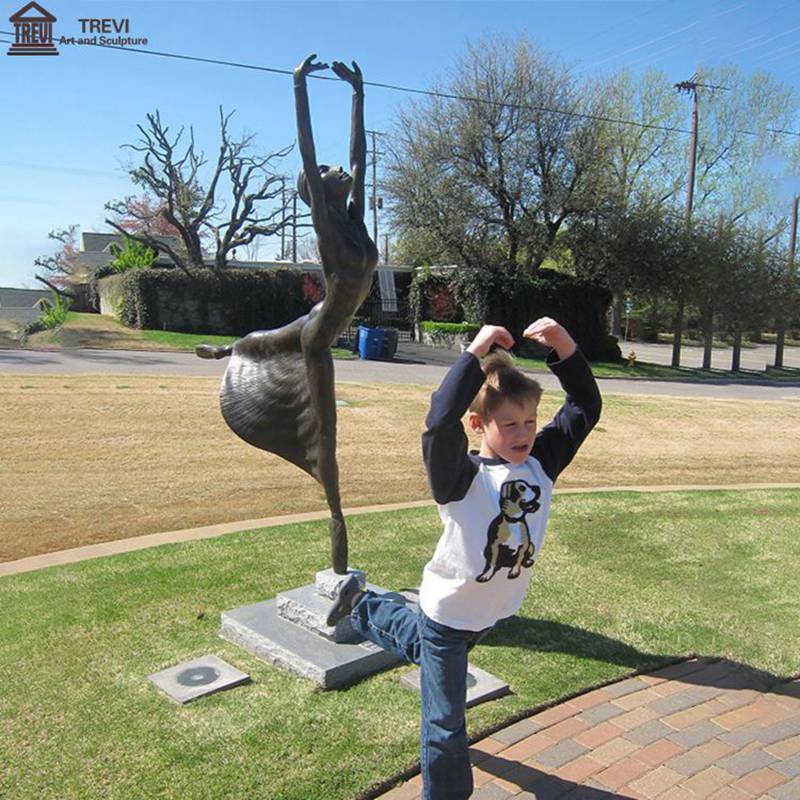 Bronze ballerina sculpture (2)