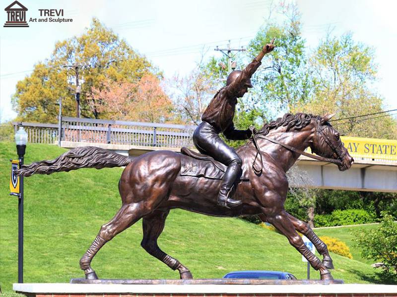 horse racing statues-01