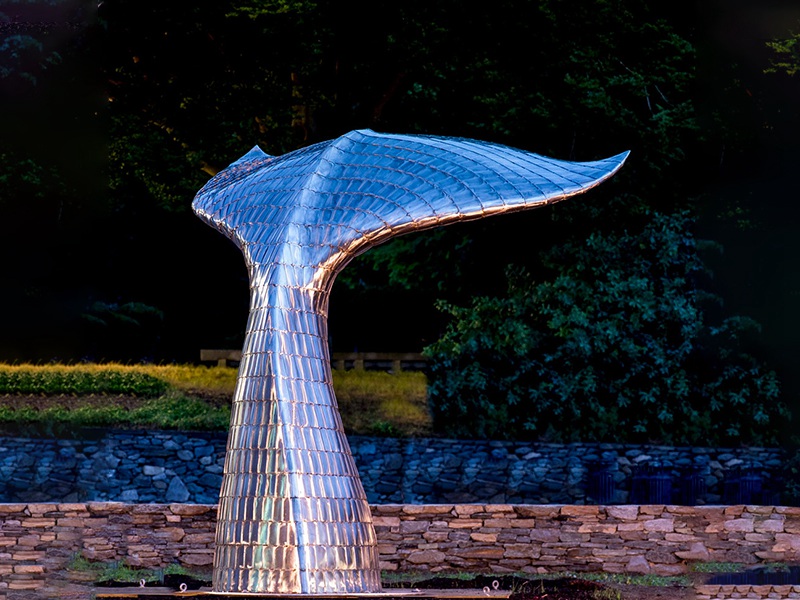whale tail outdoor sculpture-02