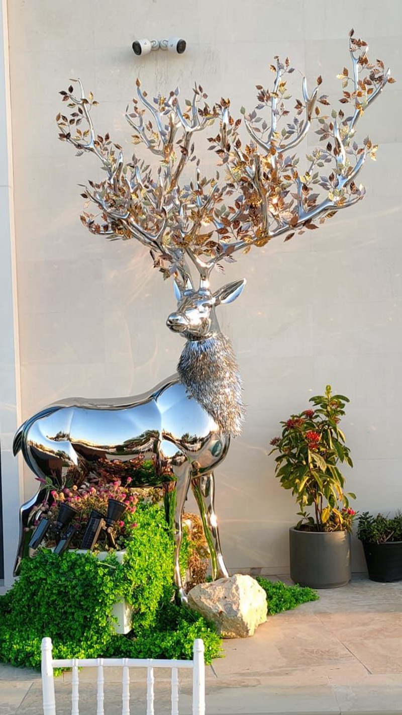 stainless steel deer sculpture 