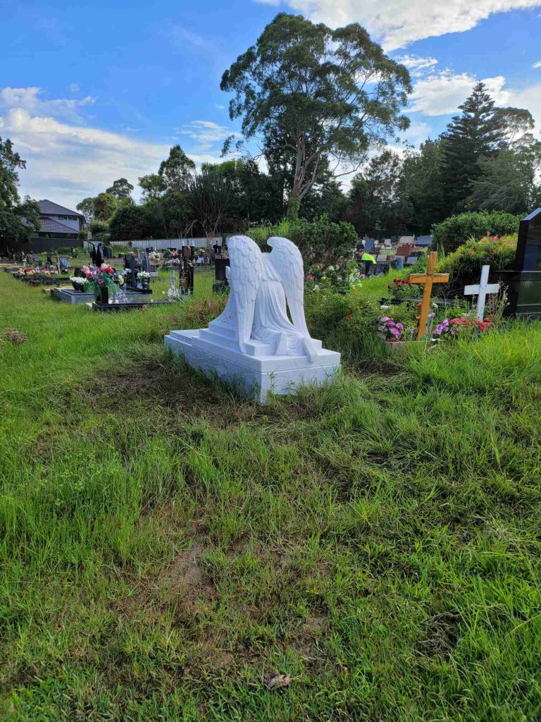 A Comprehensive Guide to Choosing the Optimal Gravestones