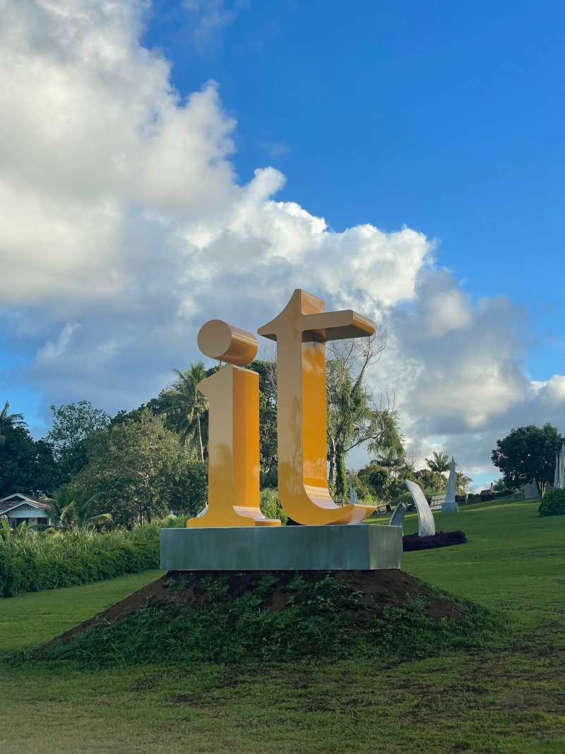 metal letter sculpture (4)