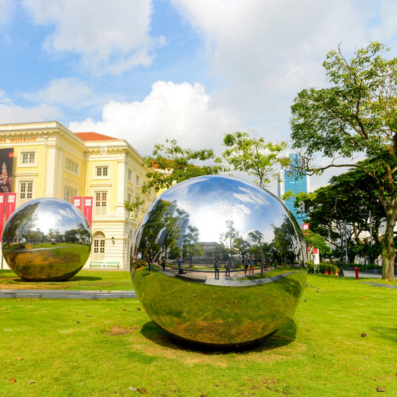 mirror stainless steel sculpture (1)