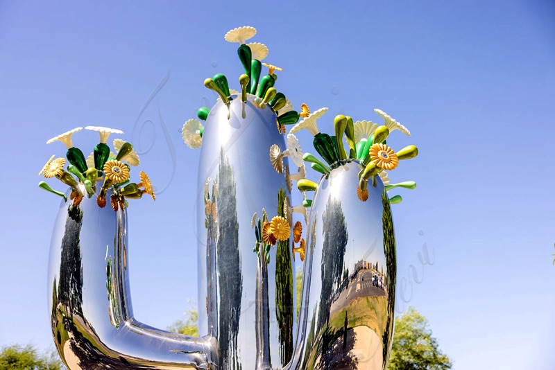 Large Cactus Sculpture Introduction trevistatue