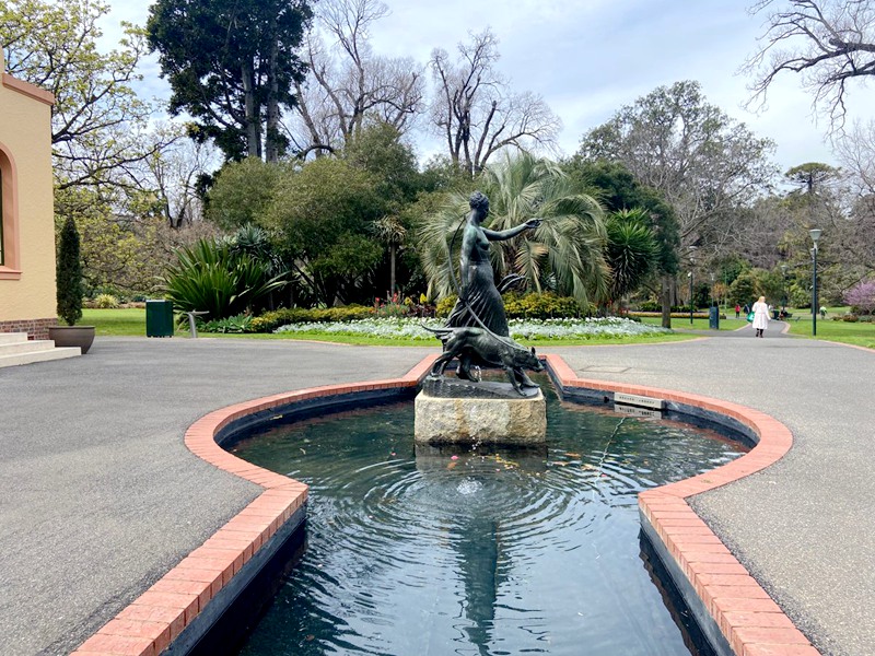 Diana Bronze Statue Fountain Introduction