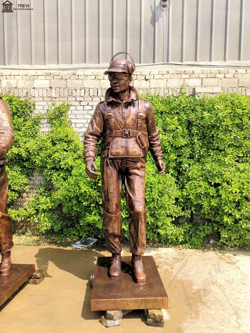 Bronze Airmen Statue for sale 3
