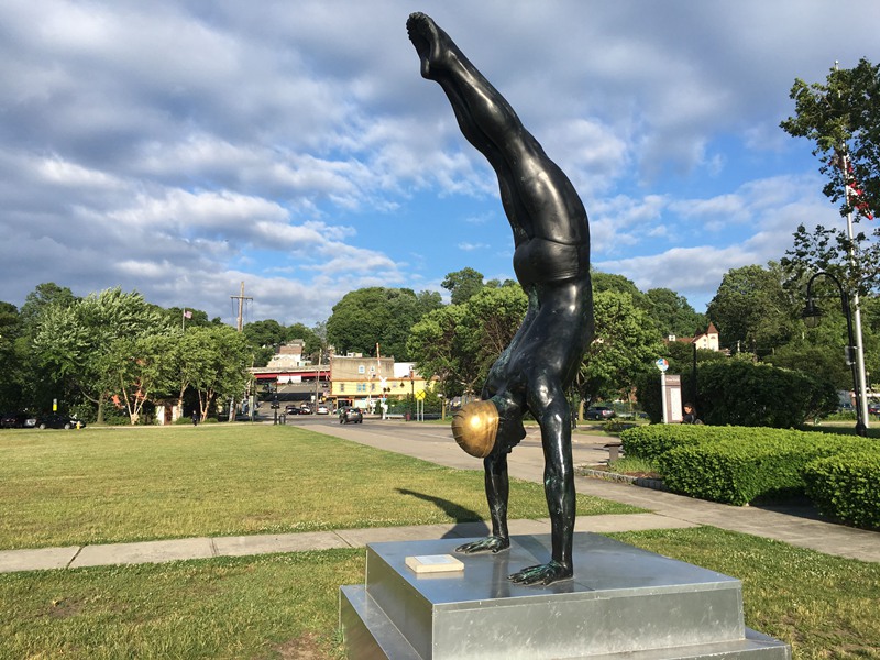 Bronze Diver Sculpture Art Garden Decor for Sale