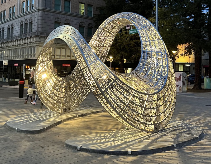 Mobius Strip Sculpture 3