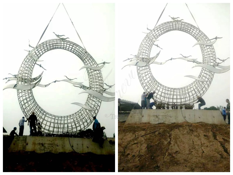 Stainless steel sculpture installation1