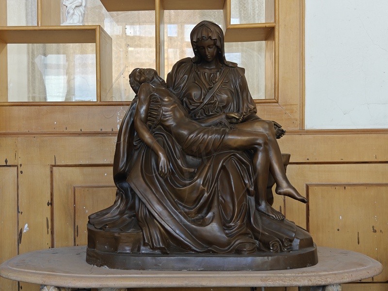 bronze pieta statue