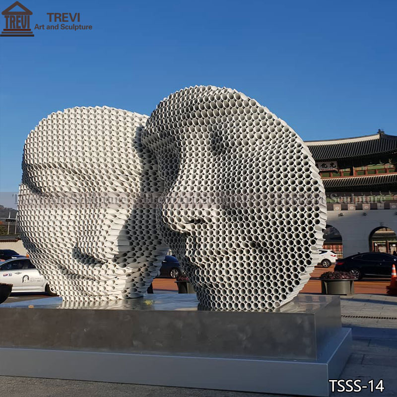 Large Creative Metal Pipe Sculpture Urban Landmark