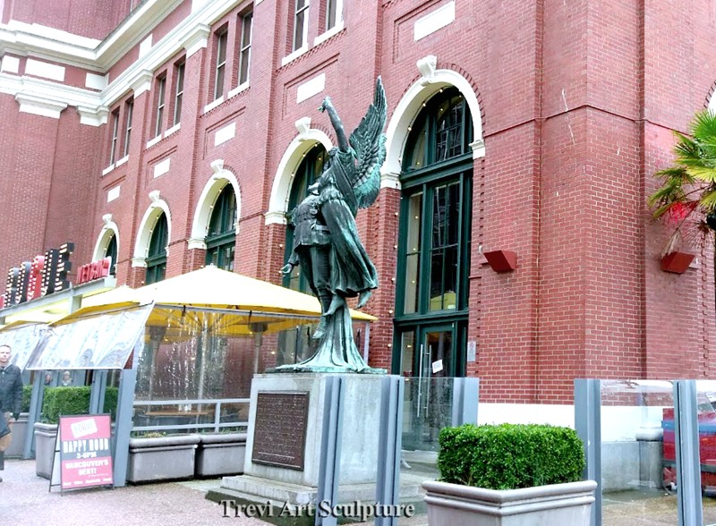 Bronze angel of victory and solider statue