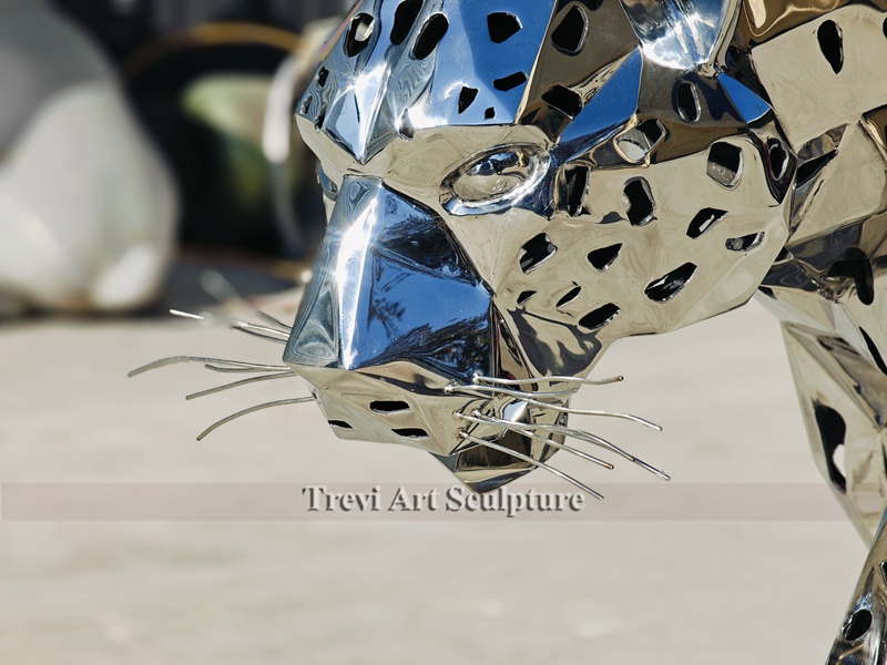 Metal leopard statue details