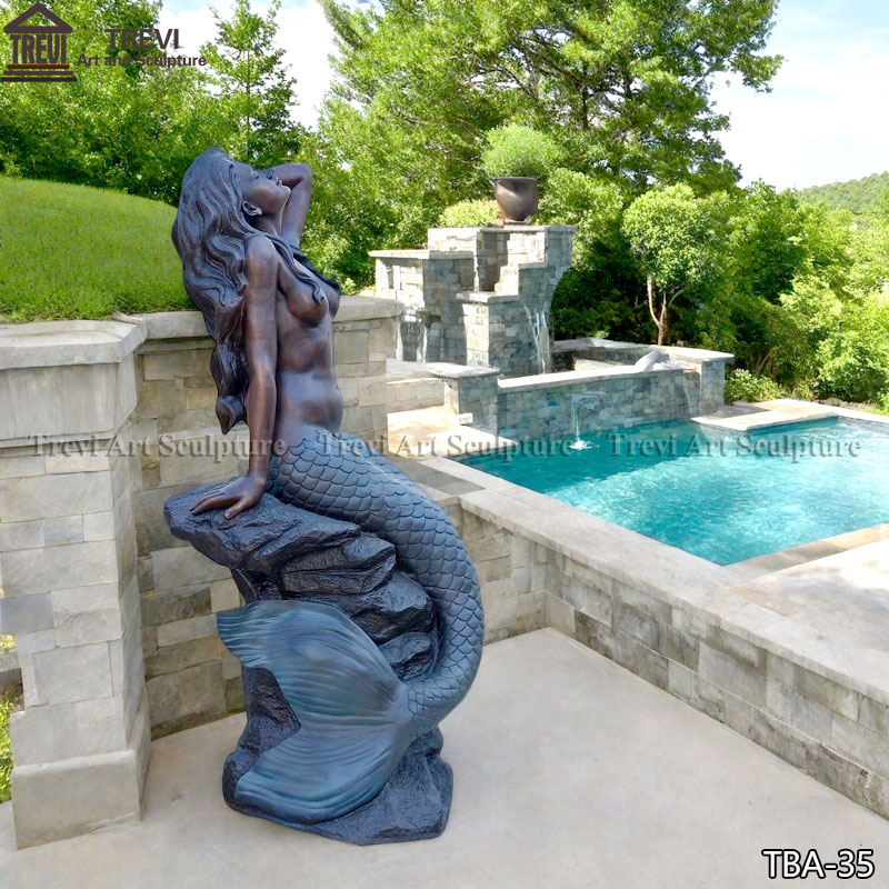 Beautiful Bronze life size mermaid statue for poolside