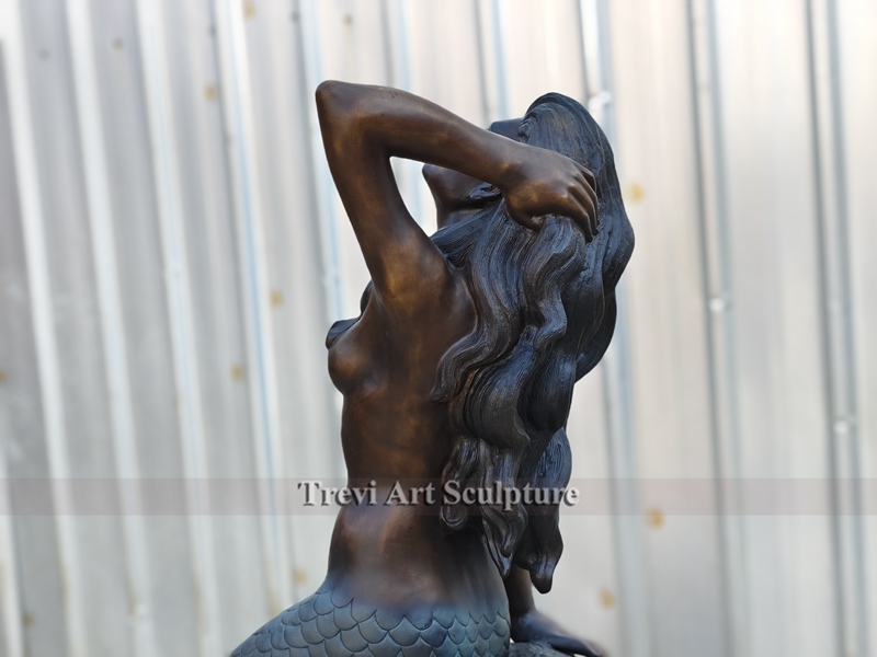Beautiful Bronze mermaid statue