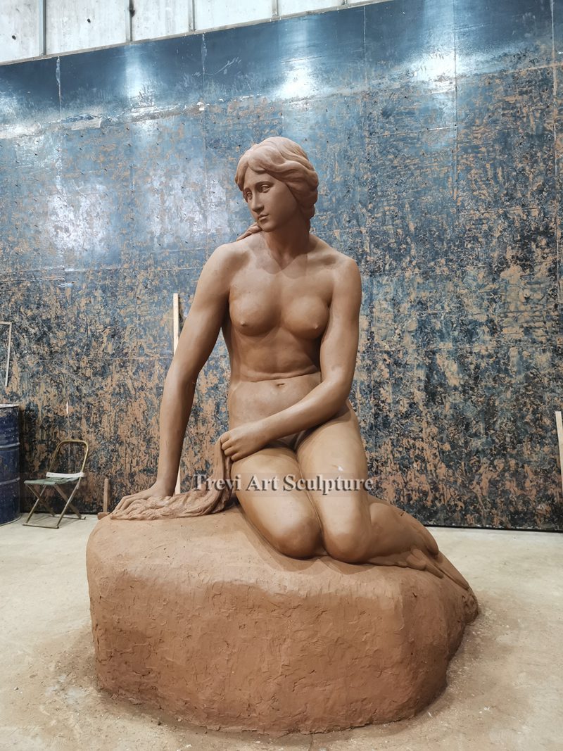 little mermaid statue clay model-Trevi