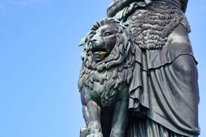 bronze Lady bavaria statue details