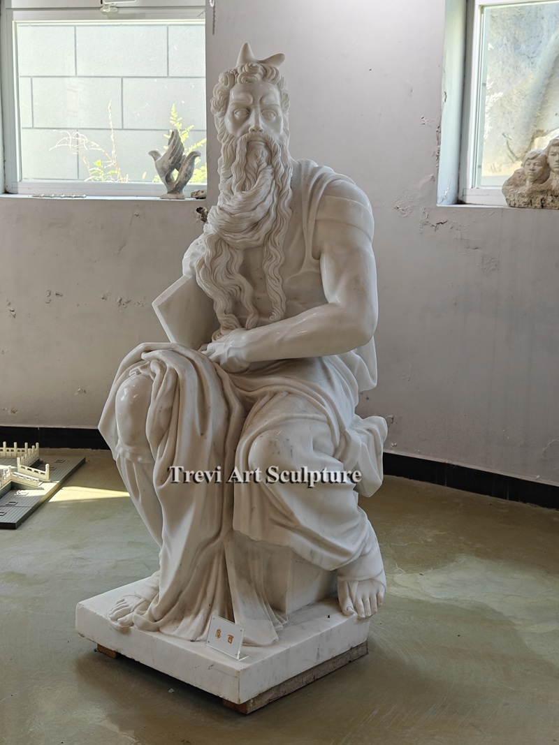 famous moses with horns statue