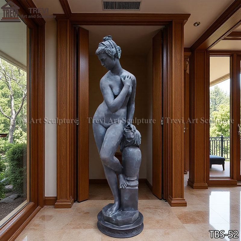 Venus bronze statue