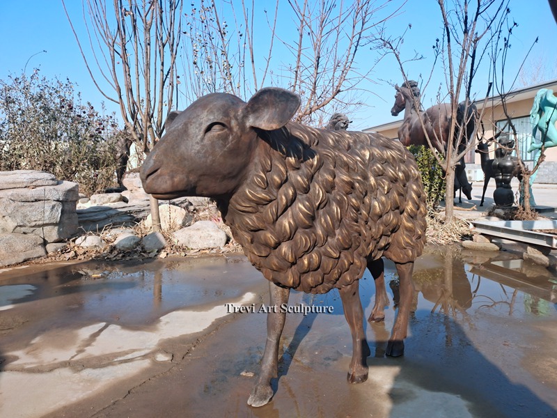 Sheep garden statue