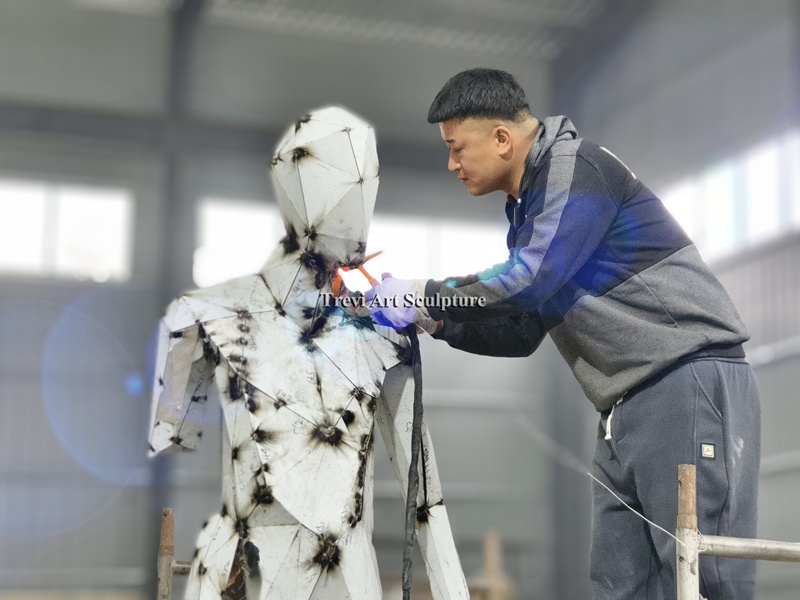 statue making process