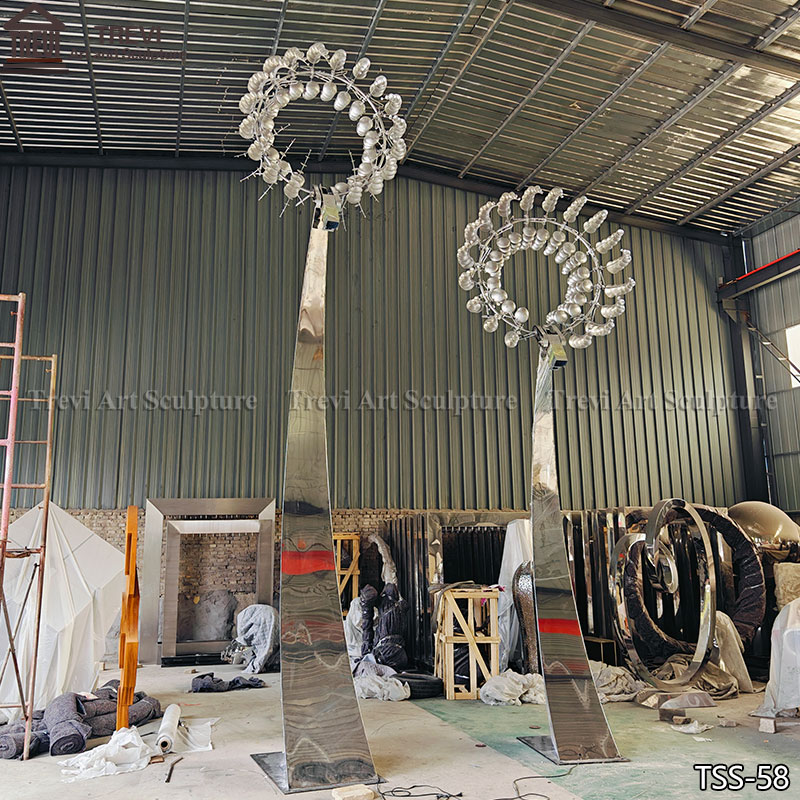 kinetic wind art sculpture